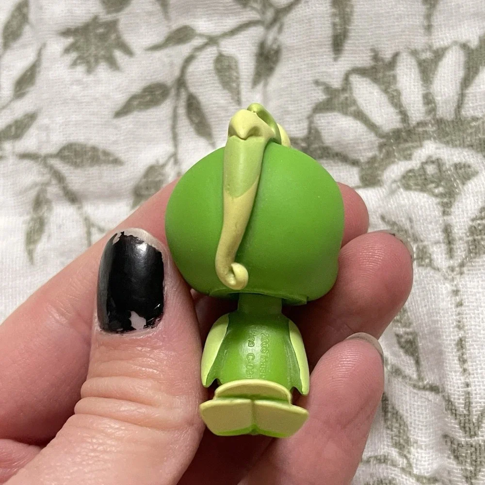COCKATOO #1369 - Authentic Littlest Pet Shop - Hasbro LPS Green Yellow Bird‎